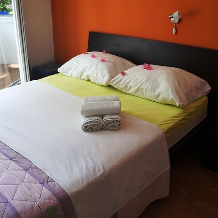 Guest House Tina Rab Town Exterior photo